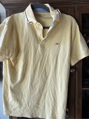 Tommy Hilfiger Men's Pale Yellow Polo with Contrast Collar Trim